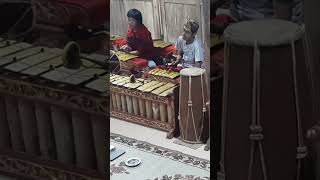 gamelan klasik gamelanjawa karawitan asmorondono [upl. by Trebo]