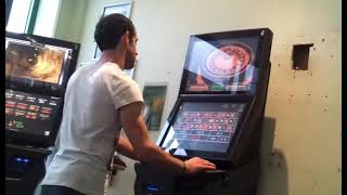 Guys Breaks Slots Machine And Video Machine Almost Full Destroyed [upl. by Nwahsyar]