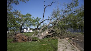 Michigan tornado inflicts damage upon Portage and Kalamazoo [upl. by Obelia]