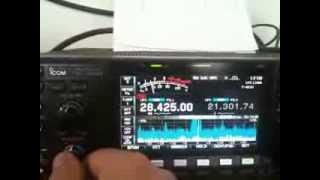 ICOM 7600 vs TS 2000 [upl. by Olenka]