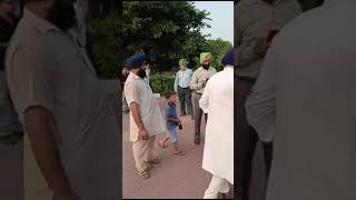 Yatri from Pakistan to IndiaAttari BorderA Warm Welcome by Sikh community😍 [upl. by Atival]