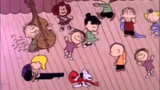 Peanuts Gang  Christmas Song quotLinus amp Lucyquot [upl. by Tteragram]