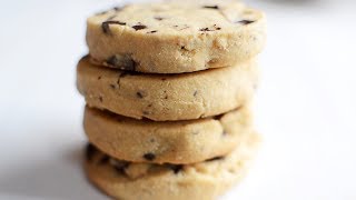 Peanut Butter Chocolate Chip Shortbread Cookies [upl. by Ikceb881]