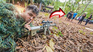 ATIREI NOS MEUS AMIGOS DE SNIPER ESCONDIDO NO ACAMPAMENTO [upl. by Ilera]