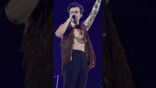 Harry Styles Canyon Moon at the Final Show SUPER clear HSLOT Long Island 112821 [upl. by Silvio]