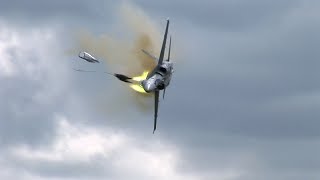 CF18 Crash Lethbridge [upl. by Akimahs154]