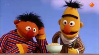 Bert en Ernie havermout [upl. by Pennie]