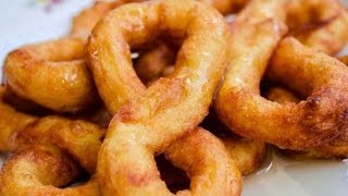 DIY Receta cubana Buñuelos en almibarBuñuelos de yucaBuñuelos cubanos [upl. by Kipp]