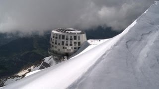 Refuge du Goûter au pied du MontBlanc un parfum de controverse [upl. by Lewap101]