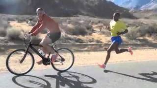 Meb Keflezighi 10 mile Tempo training for 2012 Olympic Marathon Trials [upl. by Ahsirat824]