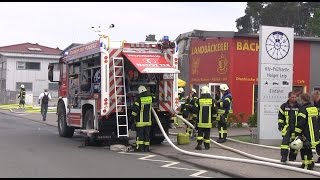 Millionenschaden bei Brand einer Bäckerei in Pfungstadt 80 Feuerwehrleute im Einsatz [upl. by Kayley]