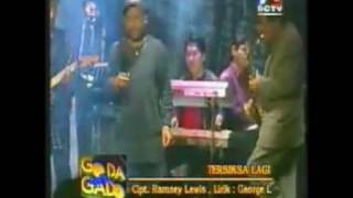 Alm Utha Likumahuwa amp Audiensi Band  Tersiksa Lagi  Goda Gado Ngetop SCTV 1998 [upl. by Anelagna23]