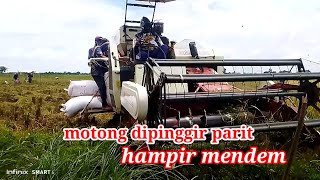 COMBI BIMO MOTONG dipinggir parit  AGRICULTUREMESIN CANGGIH PERTANIAN [upl. by Airdnazxela981]