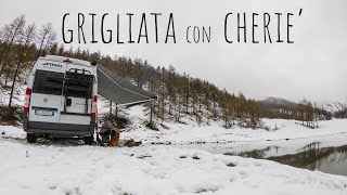 VIVERE IN CAMPER  Uninsolita NEVICATA in montagna a fine maggio e GRIGLIATA con CHERIE [upl. by Tnilk]