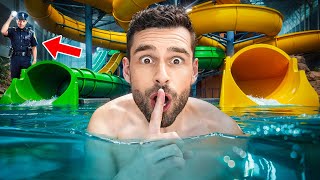 Verstoppertje In Een Gesloten Waterpark Betrapt [upl. by Elleinet35]