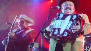 Ramon Ayala y Eliseo Robles  Por Un Disgusto [upl. by Anilemrac]