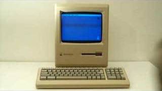 1986 Apple Macintosh BOOTING [upl. by Nna]