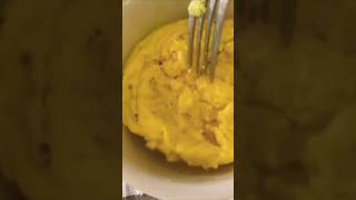 Microwaved SCRAMBLED EGGS in less than 2 minutes 😋 So YUMMY 😍 shorts short egg recipe [upl. by Parent616]