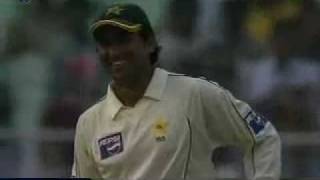 Shoaib akhter USING desi language [upl. by Acima256]