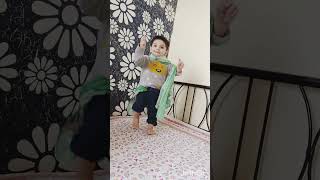 Cute baby dancing on Odhni Song  😍😍 cutebaby cute abeer amayra babydance odhniodhkenachu [upl. by Matland789]