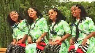 Gashaw Molla ጋሻዉ ሞላ  Eshitash እሽታሽ Best Ethiopian Traditional Song 2013 [upl. by Linnie]