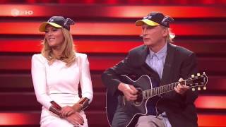 Helene Fischer im Duett mit Otto Waalkes  Im Wagen vor mir  Henry Valentino Cover  Show ZDF HD [upl. by Lehcem]