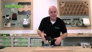 Instellen van de Festool bovenfrees OF 1010  Festool NL [upl. by Haniraz63]