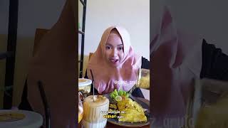 Apapun makanannya wajib pakai kremes kraton dijamin nagih shortvideo kremesan makan youtubeshort [upl. by Bruce]