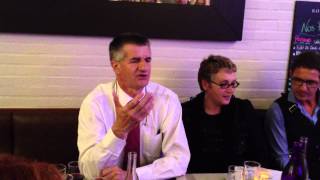 Jean Lassalle a Toulouse Se Canto à St Cyprien [upl. by Portwine]