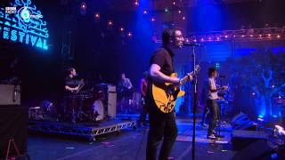 Maximo Park  Midnight On The Hill at BBC 6 Music Festival 2015 [upl. by Barnabas]