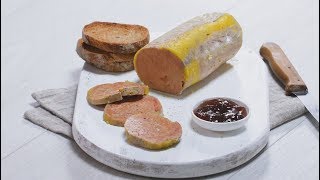 Gestes de cuisine  réaliser une terrine de foie gras toute simple [upl. by Ecirahs]