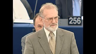 „Przychodzę z marzeniem o Europie” prof Bronisław Geremek w Parlamencie Europejskim 20 lipca 2004 [upl. by Oremar958]