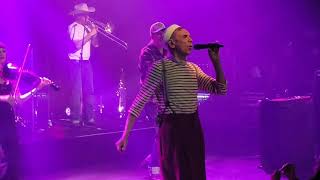 quotCome On Eileenquot Dexys en concert à Paris le 16102023 [upl. by Inahteb]