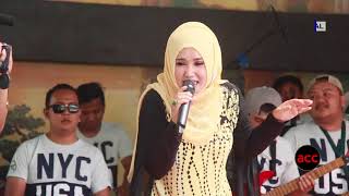 Menunggu  Evie Tamala Live Show Sumenep Madura [upl. by Yael]