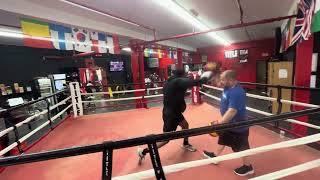 Mitt work with professional Boxer boxing boxingology boxingnews ng [upl. by Nnayram835]