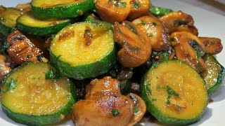 Savoureux et facile  Recette de courgettes et champignons  Zucchini and Mushroom Recipe [upl. by Lemcke]