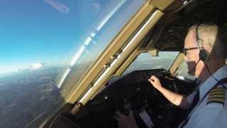 Approach and Landing in Sydney Australia [upl. by Christin]