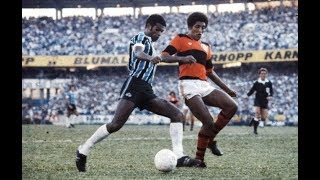 Marinho zagueiro do Flamengo em 1981 [upl. by Asiole]