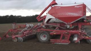 Kverneland udrill 6000 working in France [upl. by Sekofski]