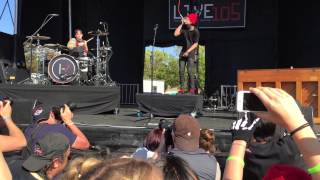 twenty one pilots  Heavy Dirty Soul Rap Live in Mountain View [upl. by Adnhoj96]