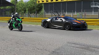 Kawasaki Ninja H2 SX vs Bugatti Chiron Super Sport 300 at Monza Full Course [upl. by Sitoeht]