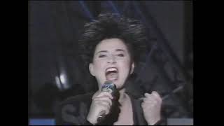 Réjane Perry  Le monde est stone  Luc Plamondon  Michel Berger   Starmania  1989 [upl. by Anerehs32]