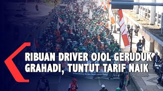 Demo Driver Ojol Longmarch Geruduk Grahadi Tuntut Kenaikan Tarif di Surabaya [upl. by Akinor]