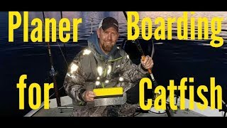 AnchoringSuspendedPlaner Boards  Success Monster Catfish on the Red River [upl. by Arriec928]