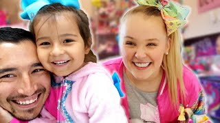 Behind The Scenes with JOJO SIWA  NickandSienna [upl. by Hales695]