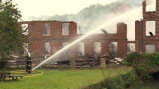 Près de Rouen une victime retrouvée après lincendie du moulin de BlainvilleCrevon [upl. by Iderf]