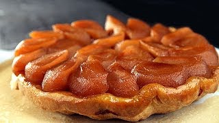 La Tarte Tatin  Technique de base en cuisine en vidéo [upl. by Marquis465]