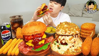 ASMR MUKBANG 직접 만든 치즈 햄버거 치즈스틱 핫도그 양념 치킨먹방 amp 레시피 FIRE NOODLES AND BURGER EATING SOUND [upl. by Eissak]