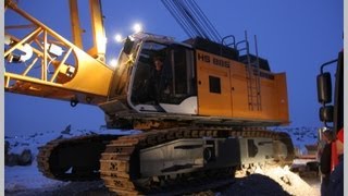 Liebherr HS 885 HD der Fa Seilbagger Gran  Die Abfahrt von der Rampe nach der Montage [upl. by Floyd274]