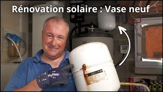 Système solaire performant  Remplacement du vase dexpansion et entretien optimal [upl. by Adlesirc889]